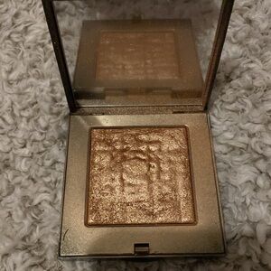 Bobbi Brown Bronze Glow Highlighter
